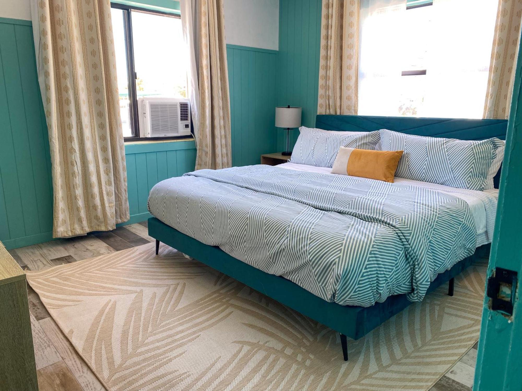 Oasis Palms Resort 圣徒皮特海滩 外观 照片
