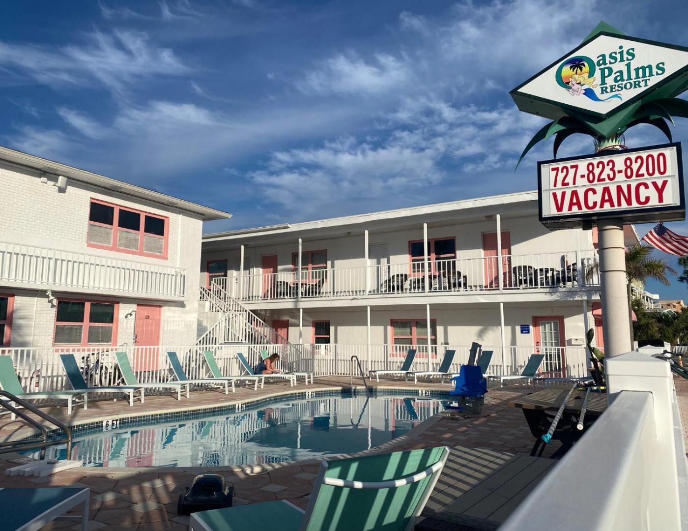 Oasis Palms Resort 圣徒皮特海滩 外观 照片